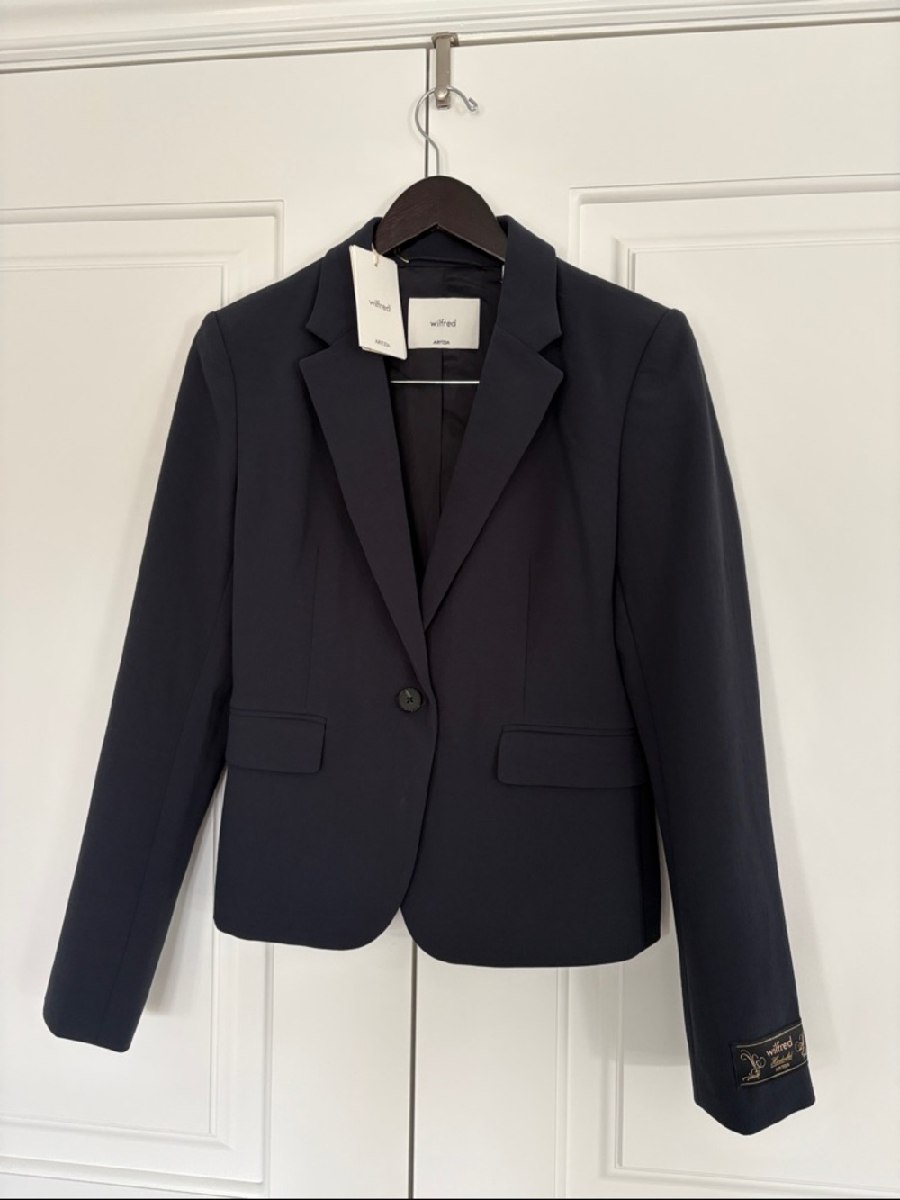 Wilfred Dark Night Navy Single-Button “Etiquette” Structured Blazer